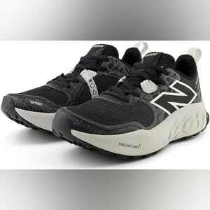 New Balance Women's Hierro v8 Trail Shoes